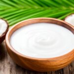 Le lait de coco : est-il calorique et compatible avec votre régime minceur ?